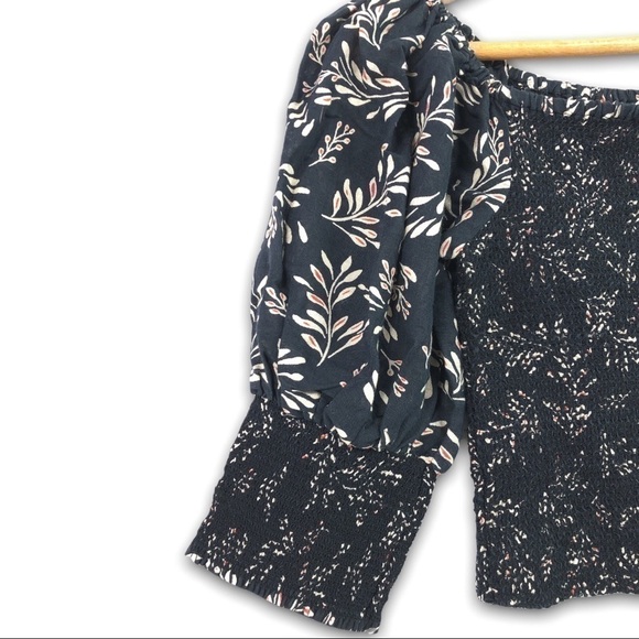 Zara - Crop Puff Sleeve Elastic Waist / Sleeve Fern Leaf Top - XS - Picture 6 of 7